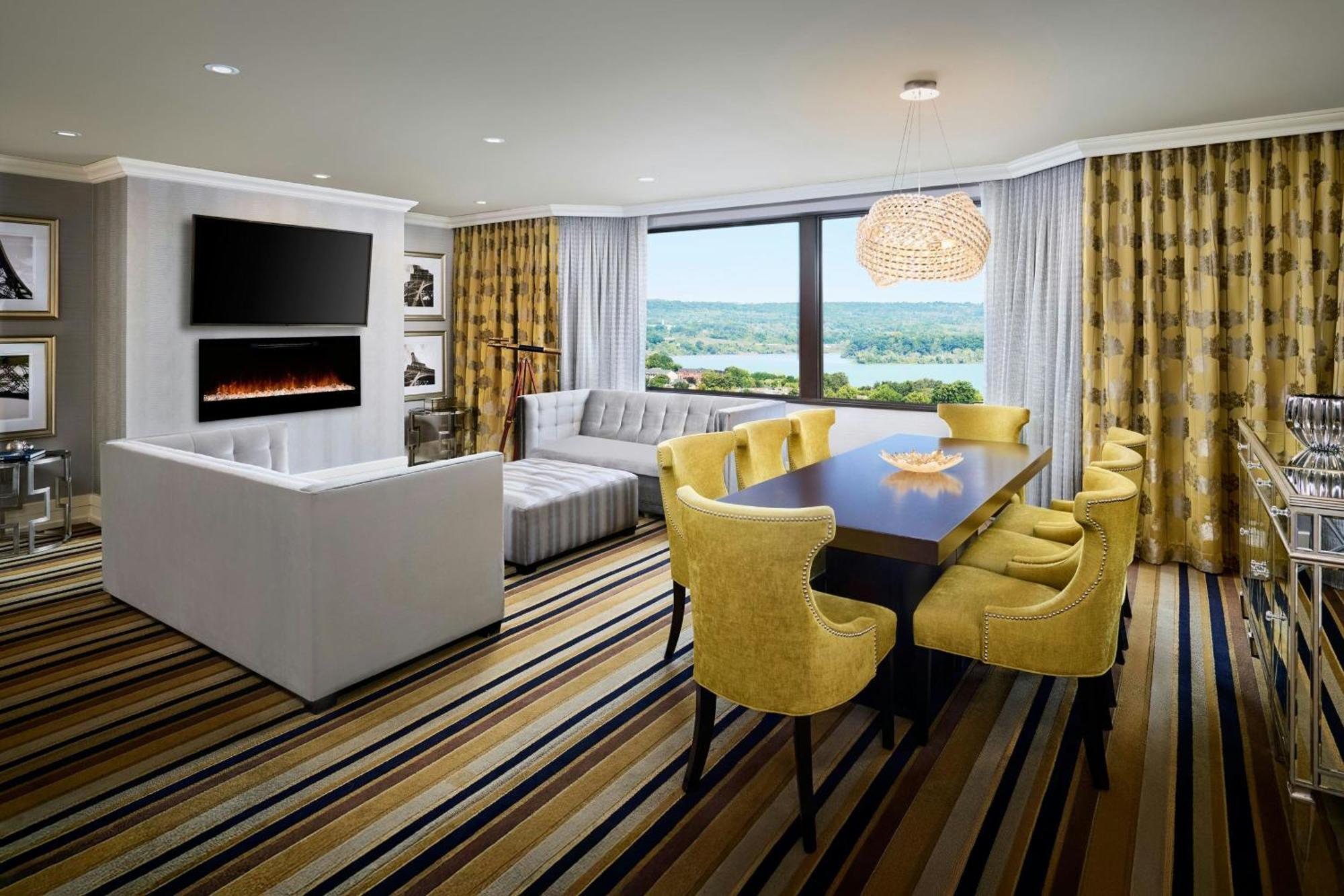 Sheraton Hamilton Hotel Buitenkant foto