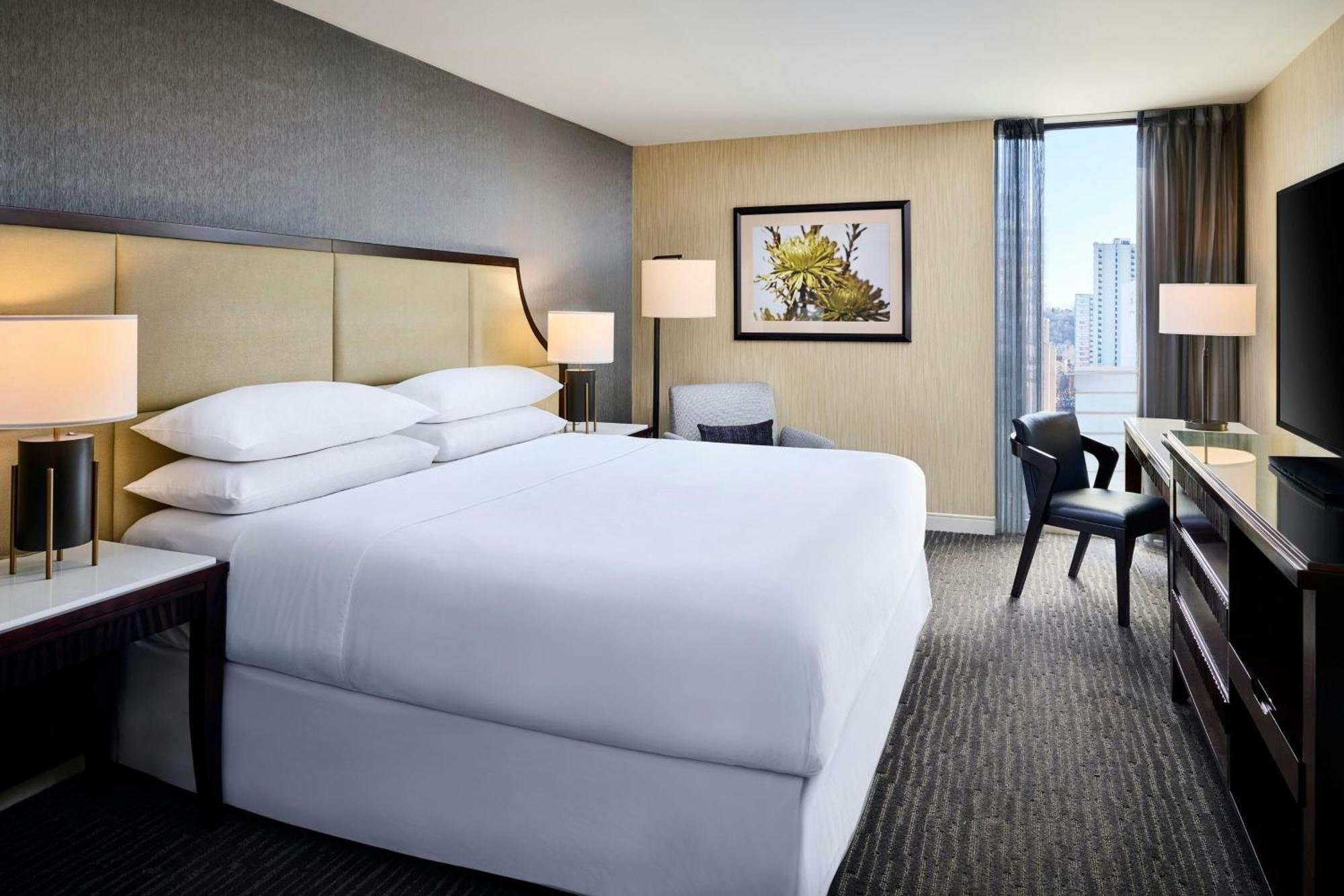 Sheraton Hamilton Hotel Buitenkant foto
